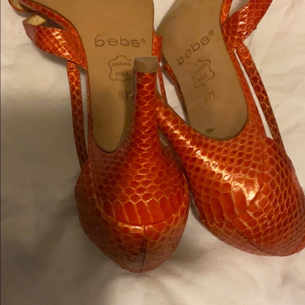 Shoes - Picture 3 of 4
